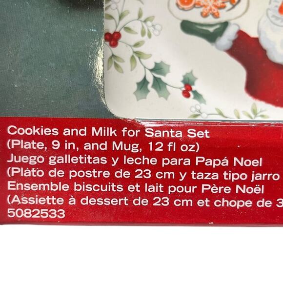 Pfaltzgraff Cookies for Santa Set Winterberry In Box Cookies and Milk - Picture 2 of 4